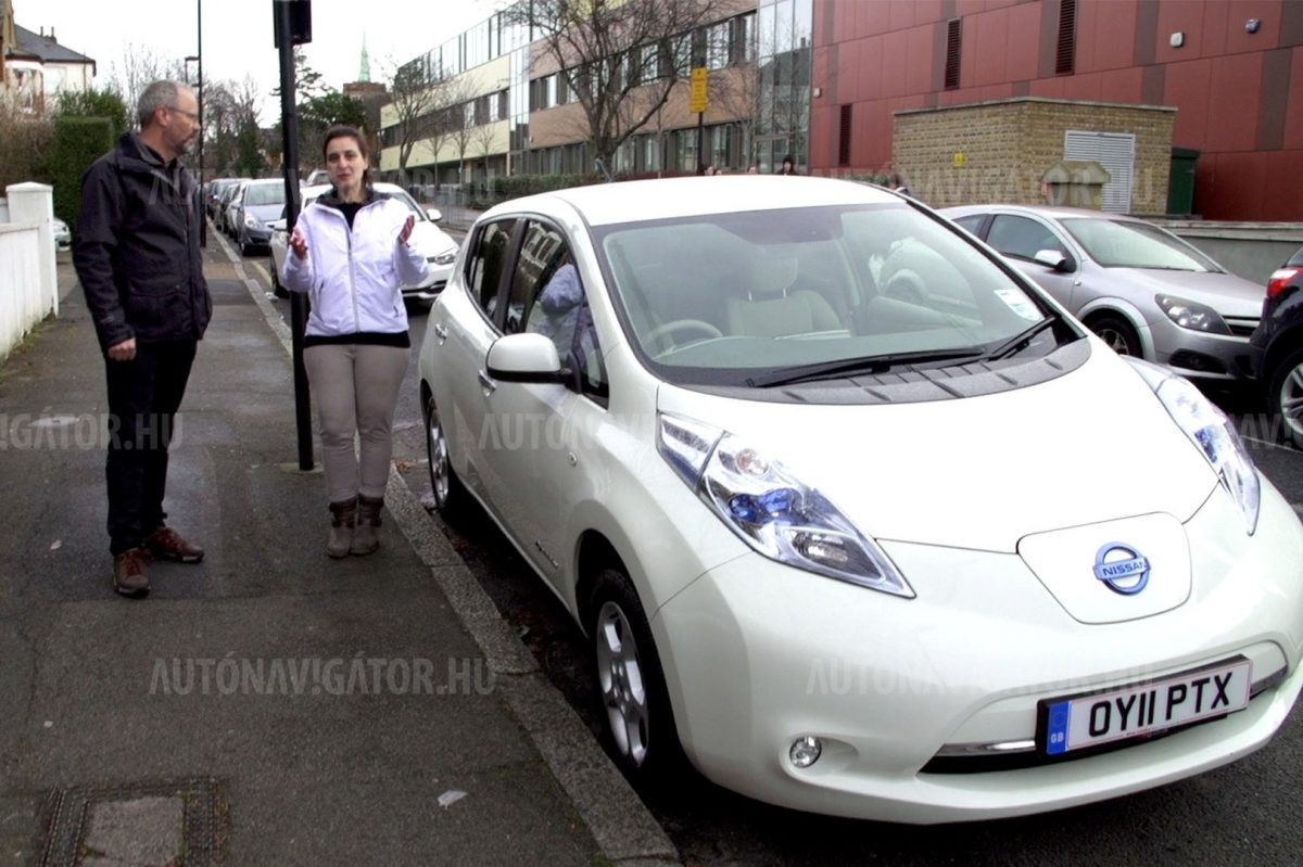 NISSAN LEAF