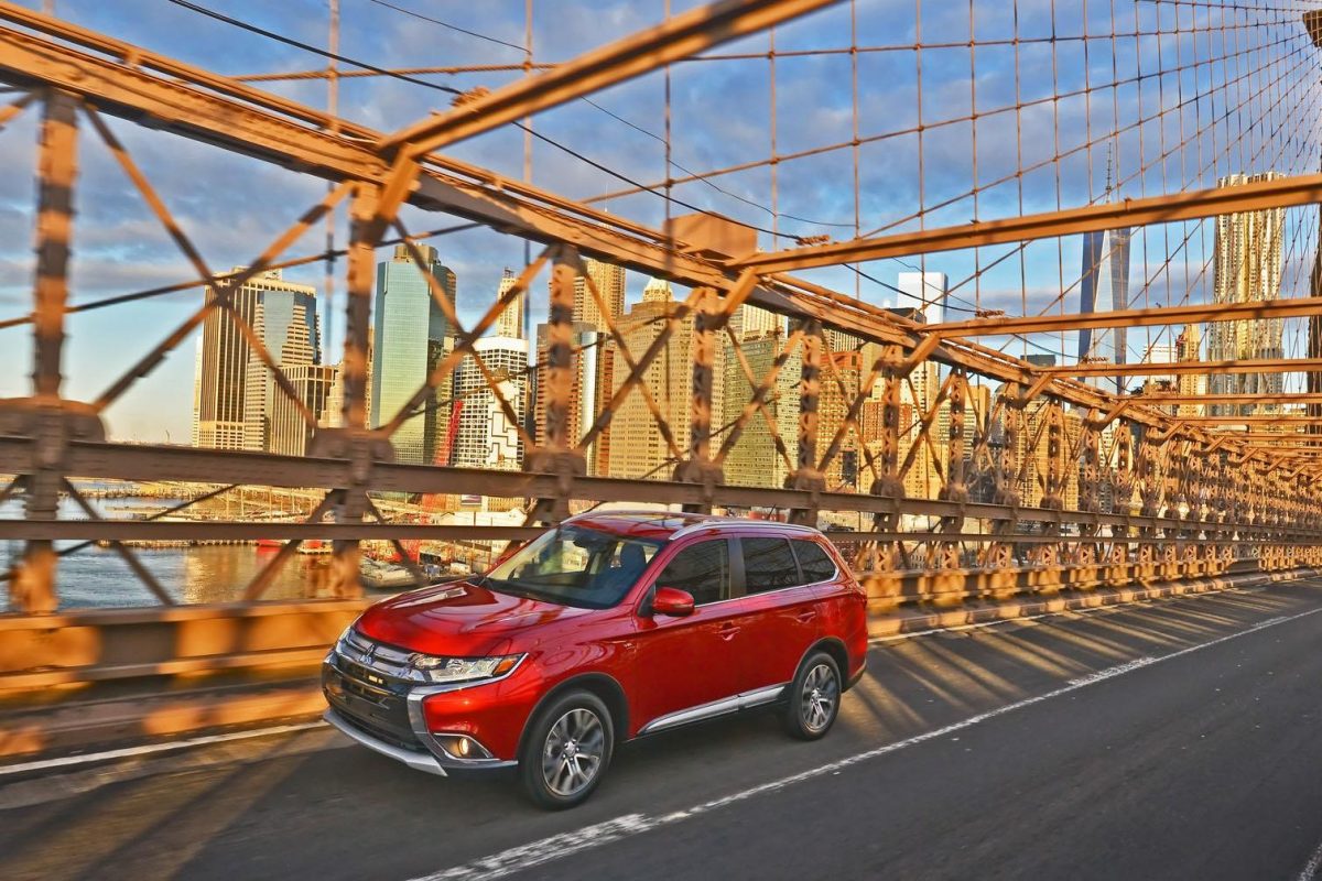 MITSUBISHI OUTLANDER