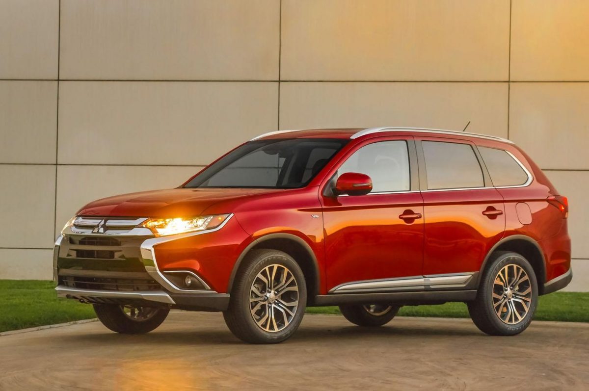 MITSUBISHI OUTLANDER