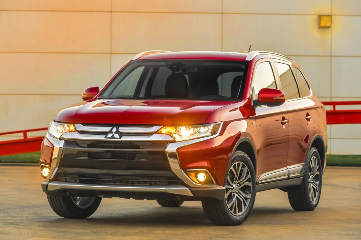 MITSUBISHI OUTLANDER