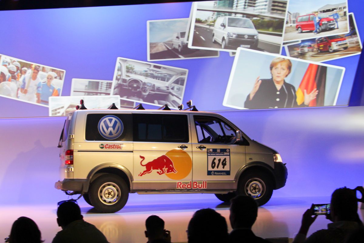 VOLKSWAGEN TRANSPORTER