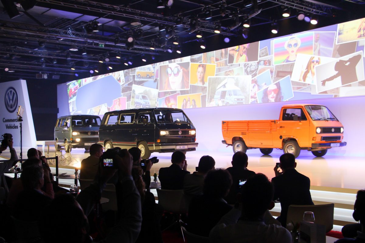 VOLKSWAGEN TRANSPORTER