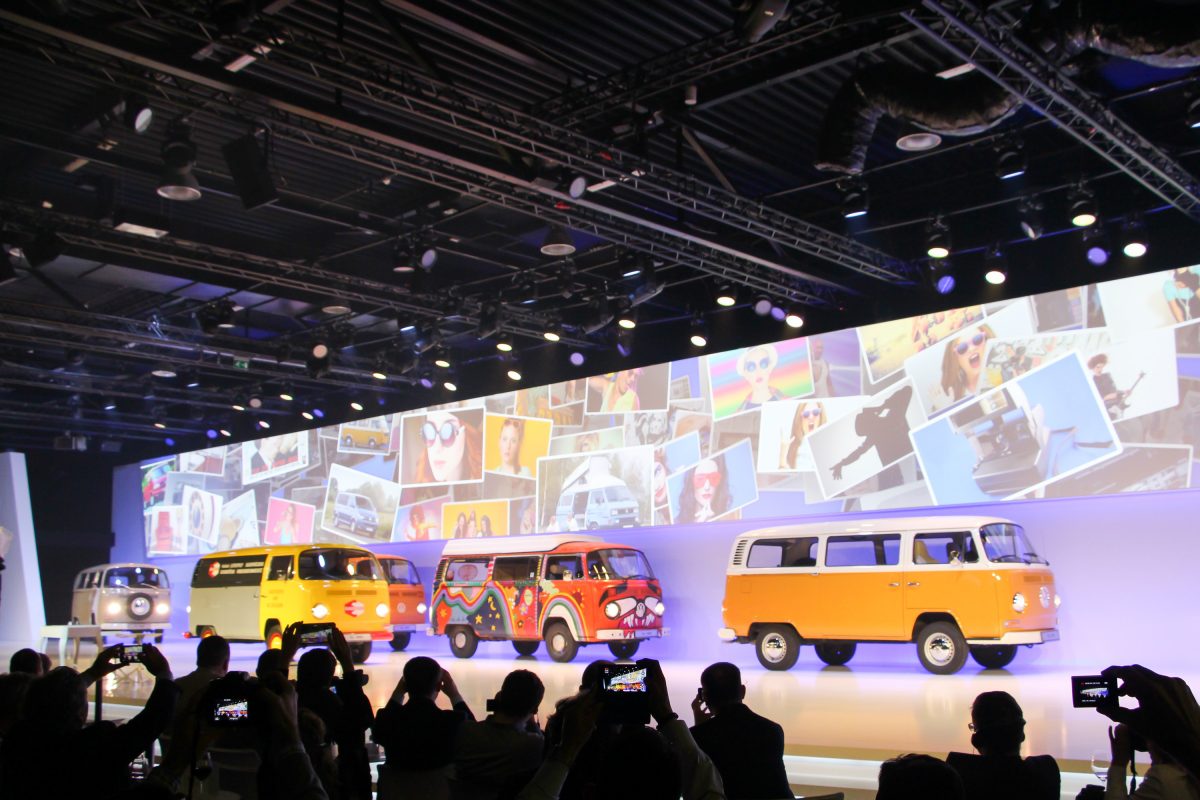 VOLKSWAGEN TRANSPORTER