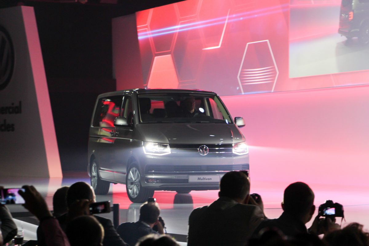 VOLKSWAGEN TRANSPORTER