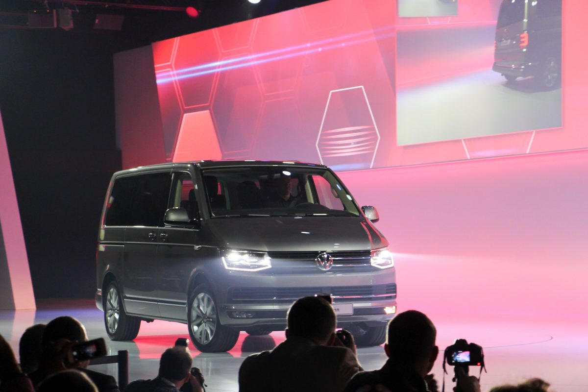 VOLKSWAGEN TRANSPORTER