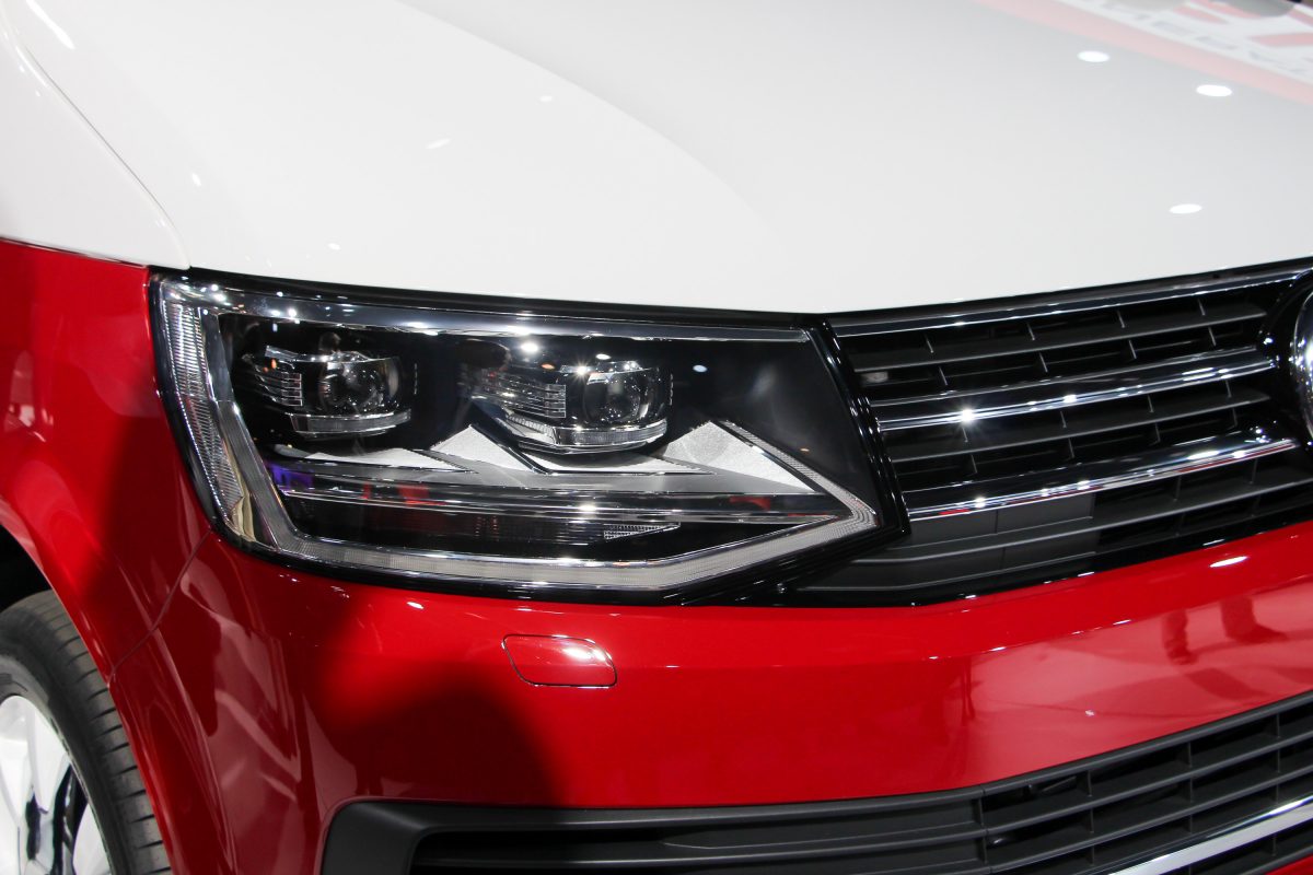 VOLKSWAGEN TRANSPORTER