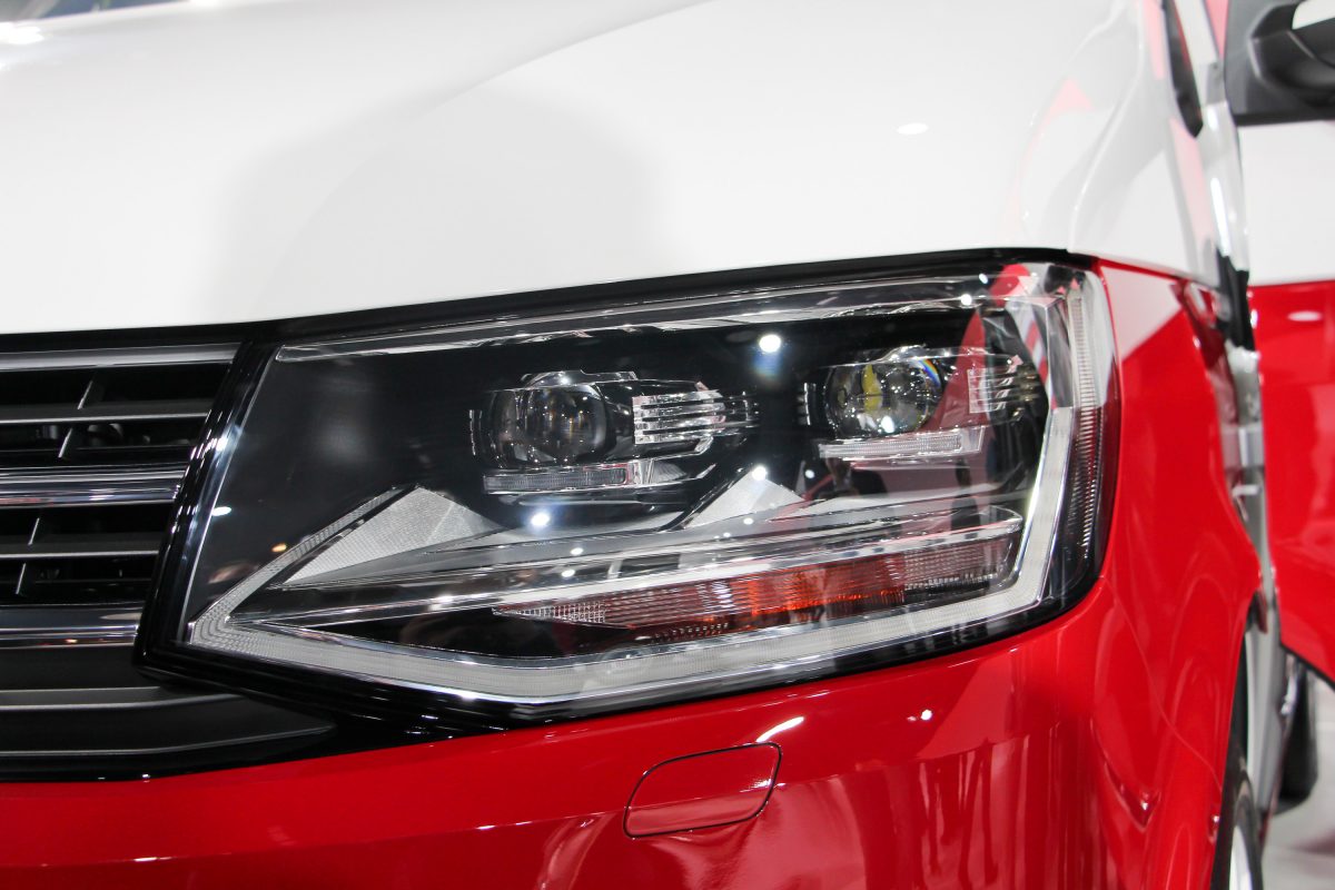 VOLKSWAGEN TRANSPORTER