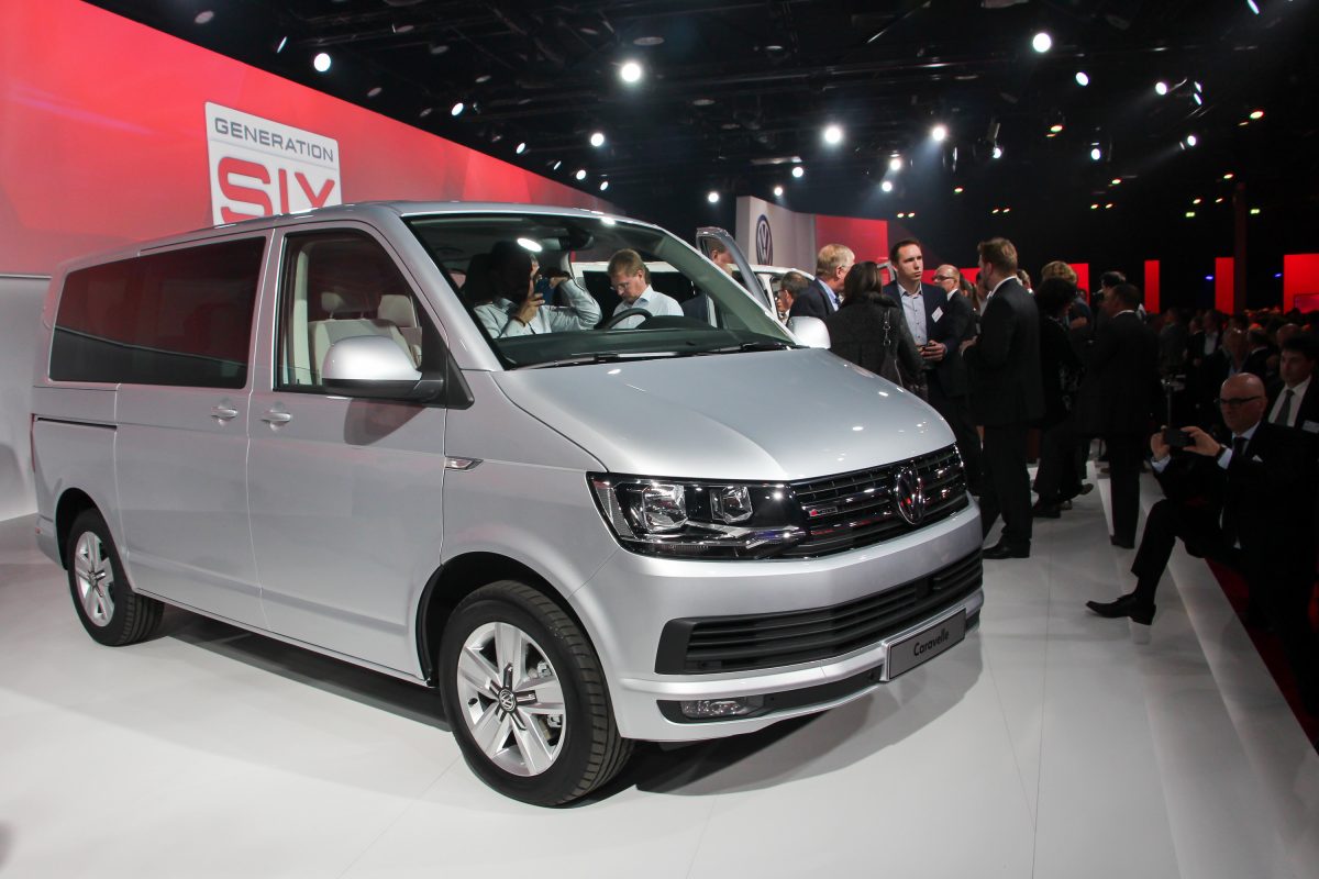 VOLKSWAGEN TRANSPORTER