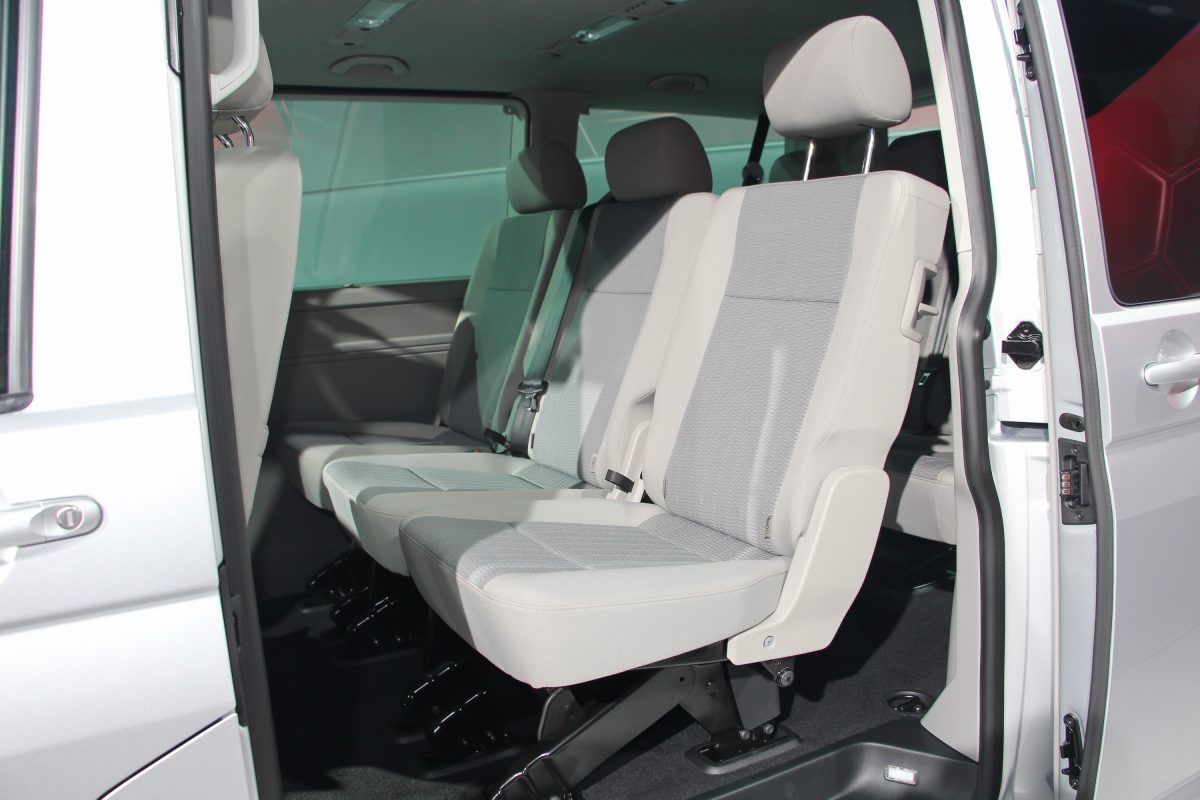 VOLKSWAGEN TRANSPORTER