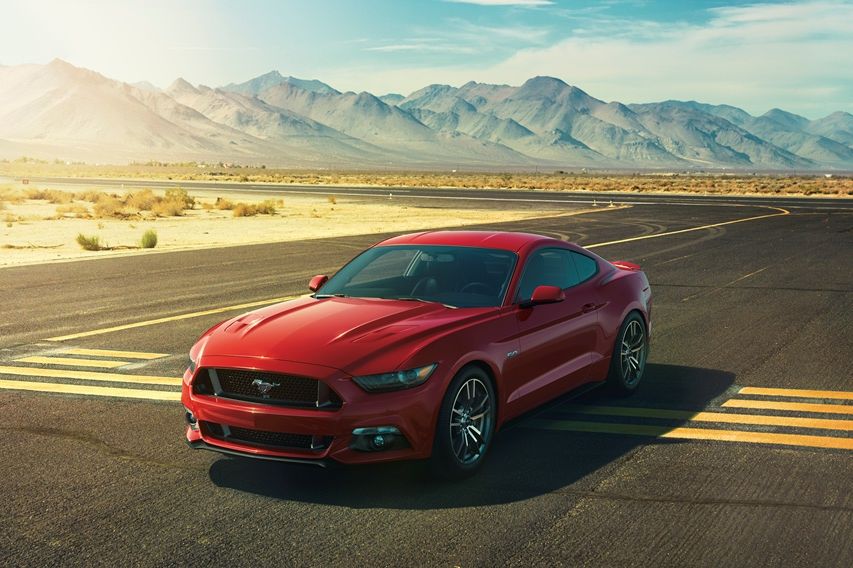 FORD MUSTANG