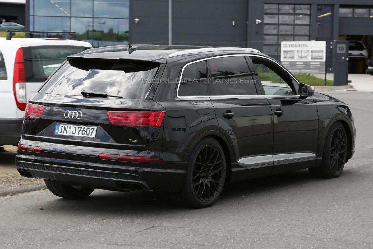 AUDI Q7
