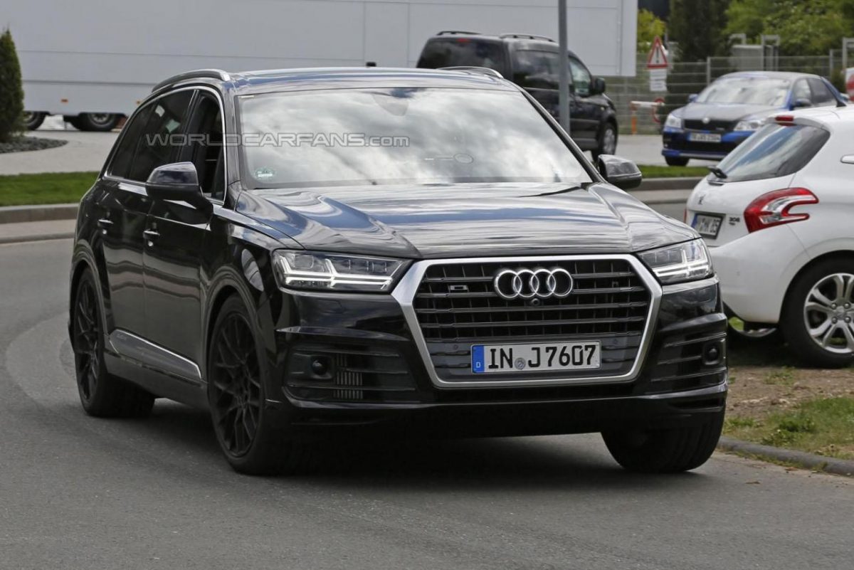 AUDI Q7