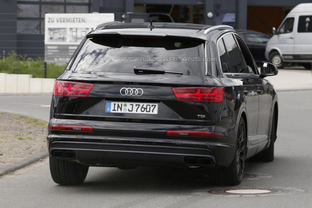 AUDI Q7