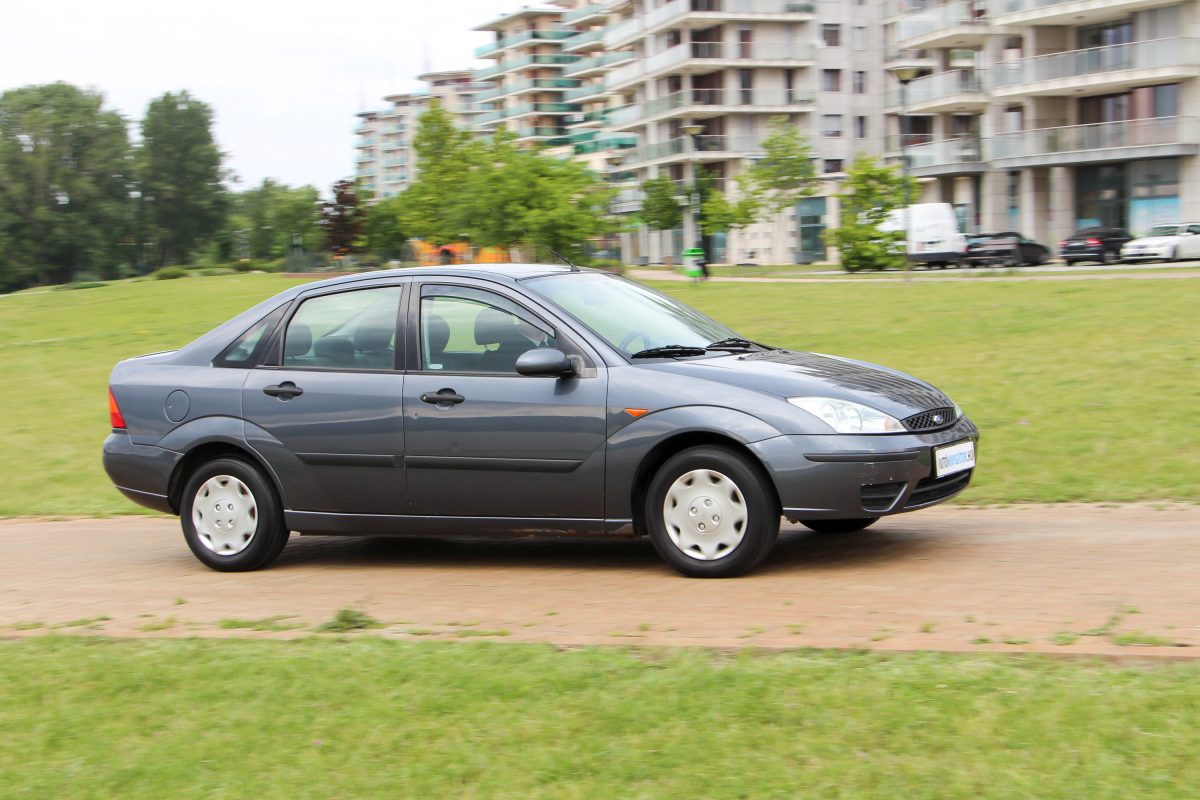 FORD FOCUS