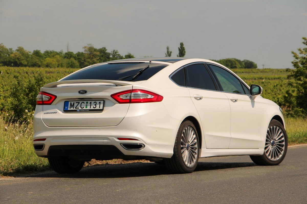 FORD MONDEO