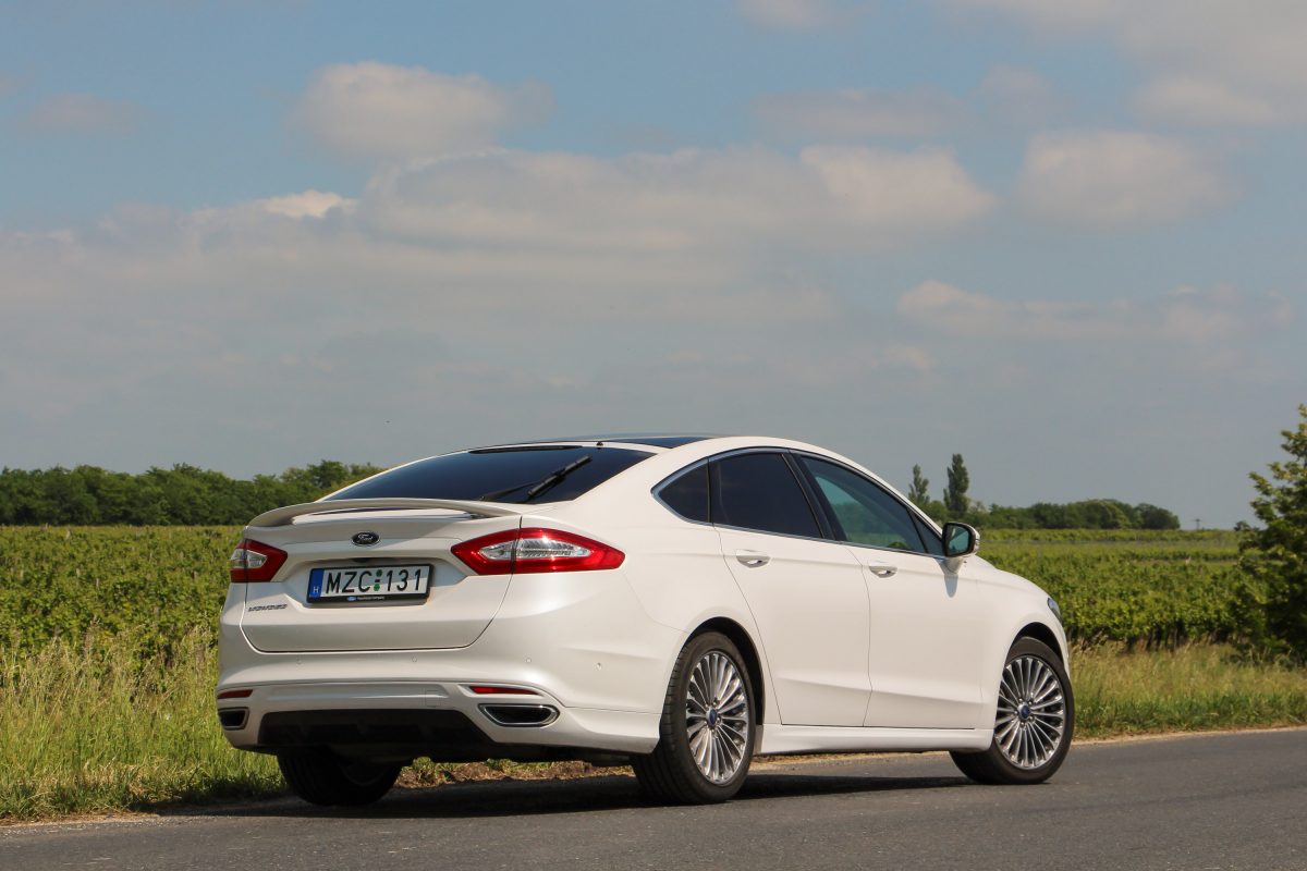 FORD MONDEO