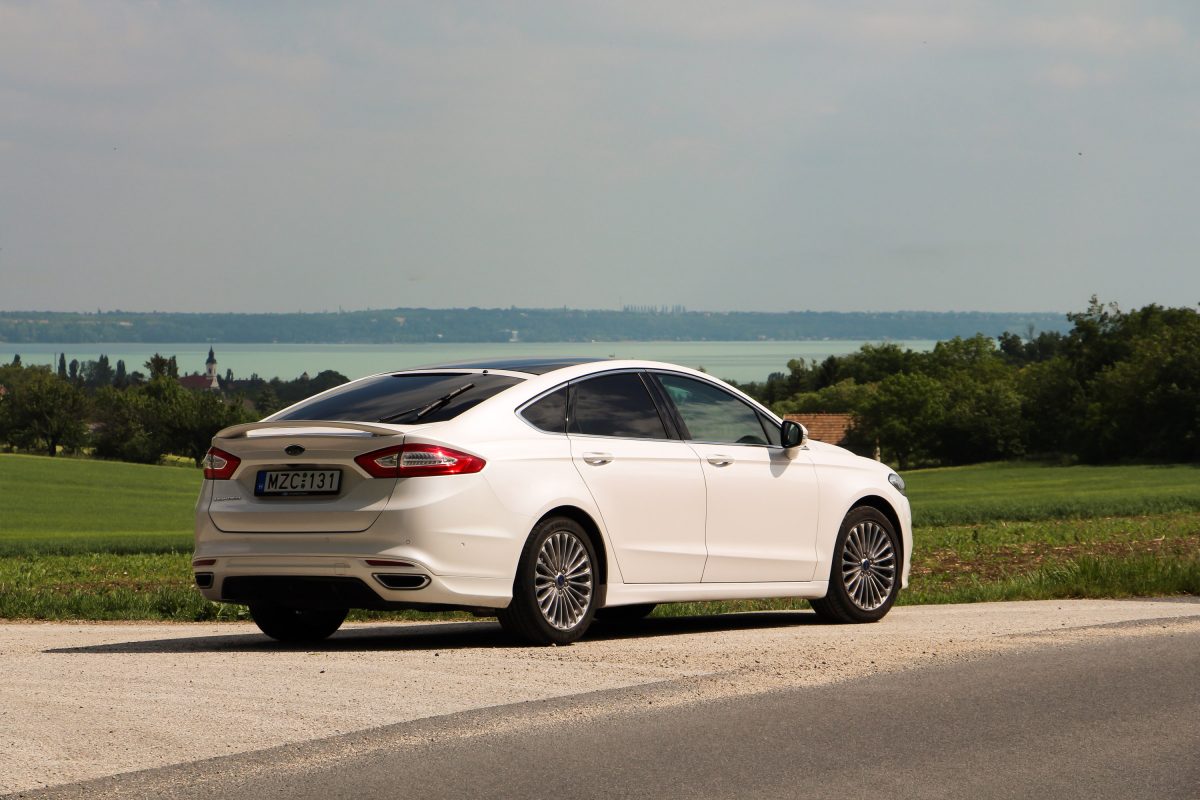 FORD MONDEO