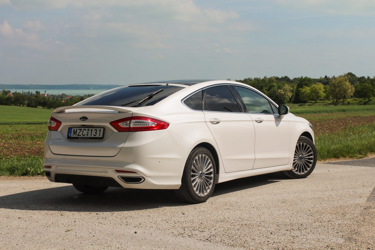 FORD MONDEO