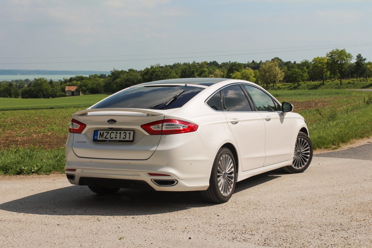 FORD MONDEO