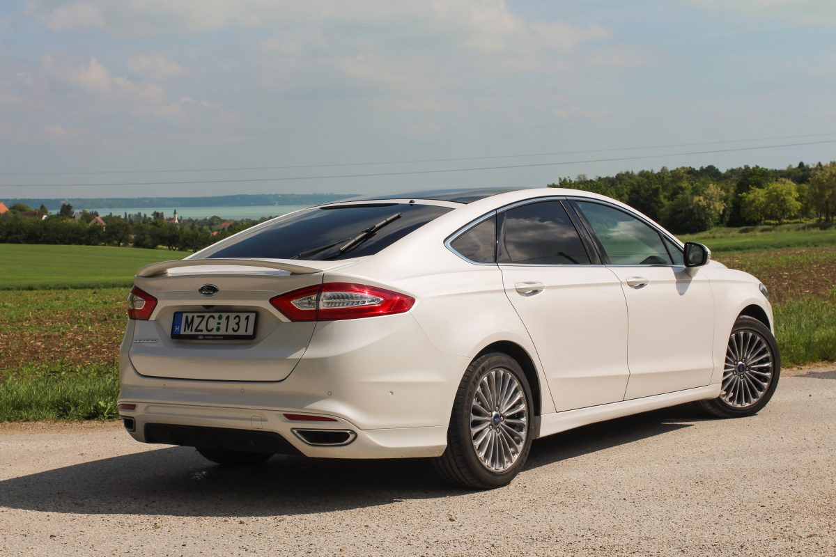 FORD MONDEO