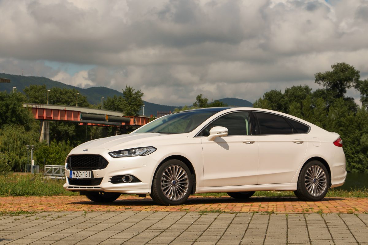 FORD MONDEO