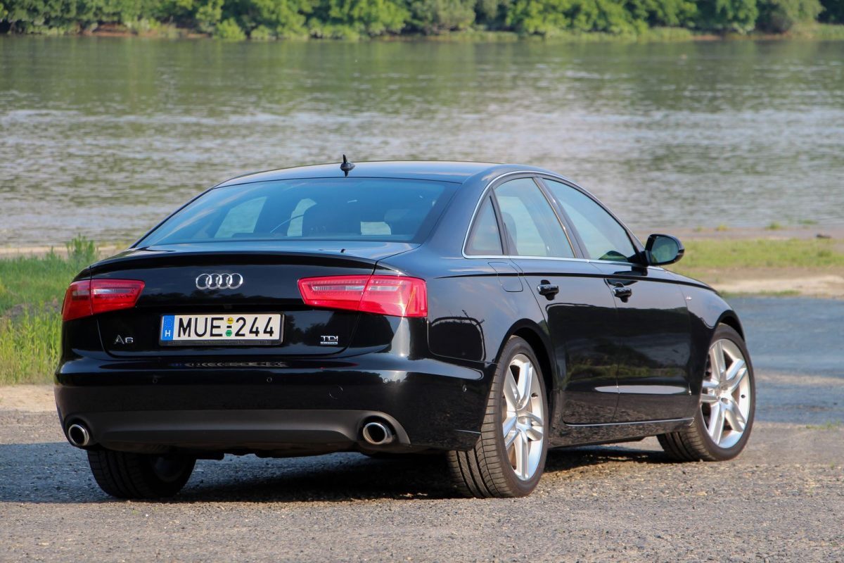 AUDI A6