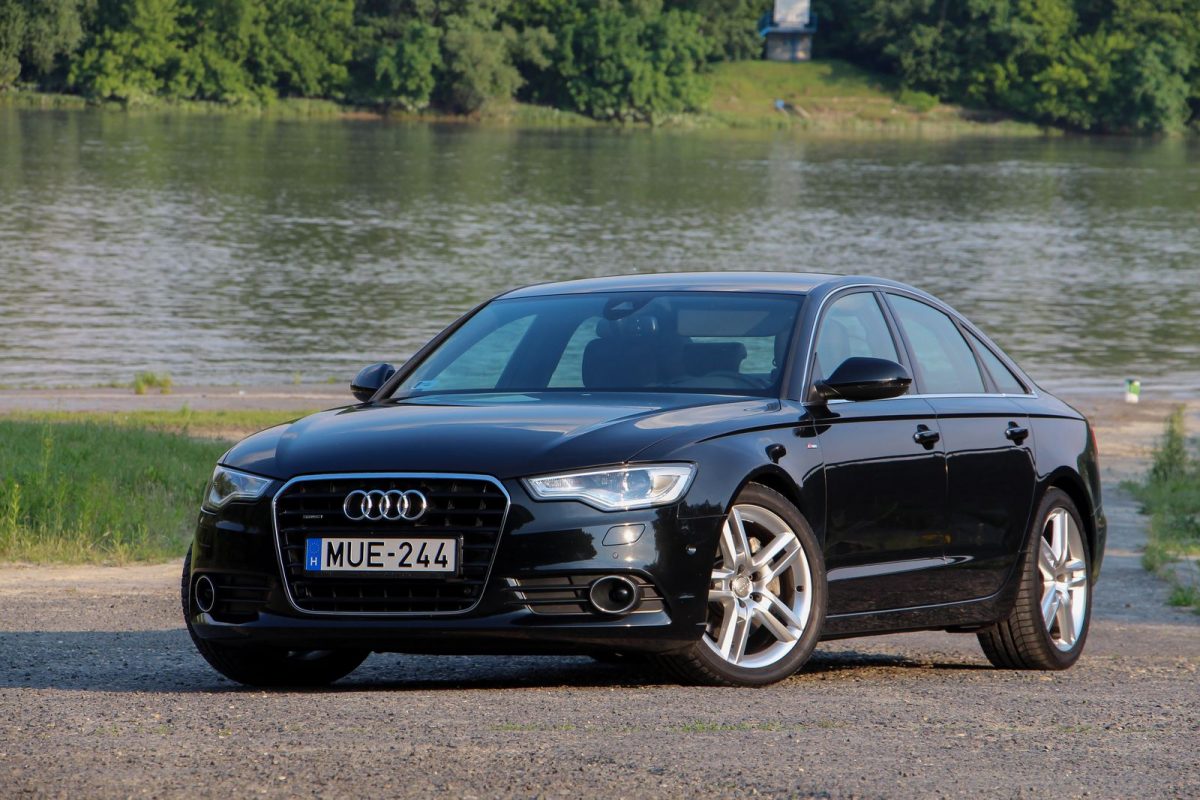 AUDI A6