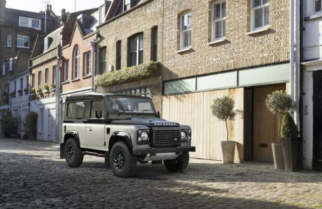 Európán kívül túlélhet a Land Rover Defender