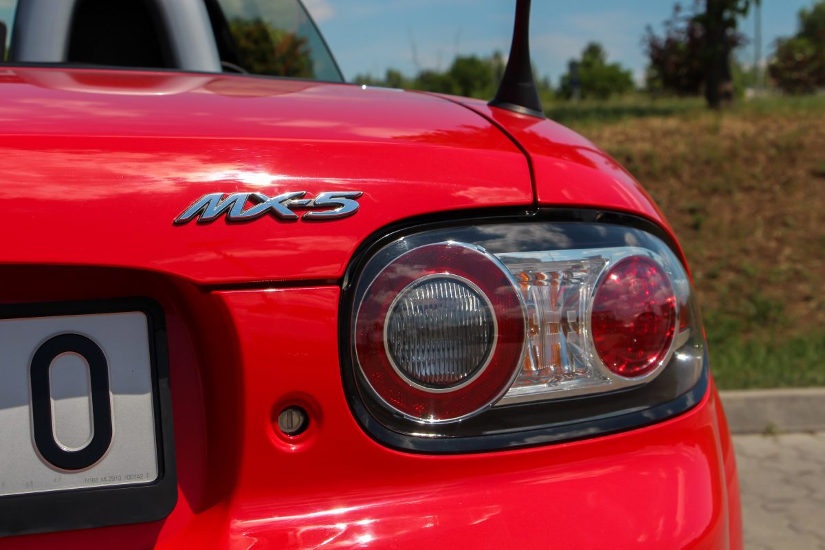 MAZDA MX-5