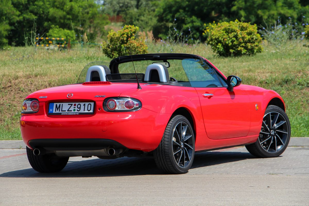 MAZDA MX-5