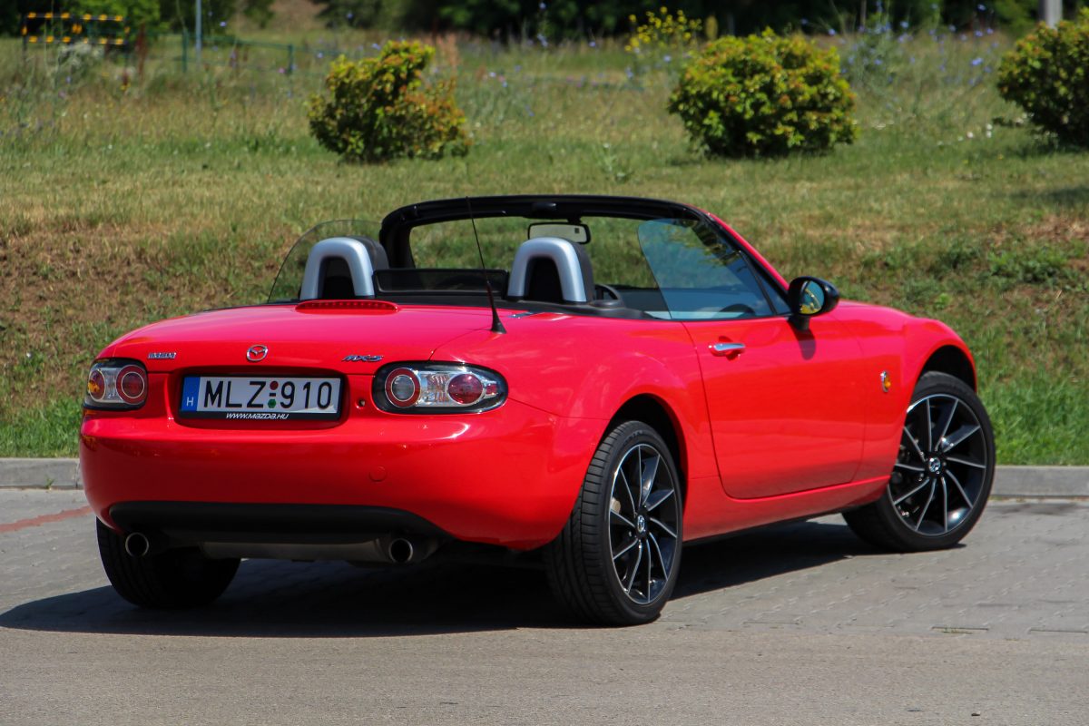 MAZDA MX-5