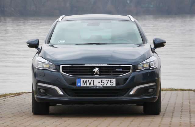 Az a kár, hogy nem átlagautó - Peugeot 508 SW teszt