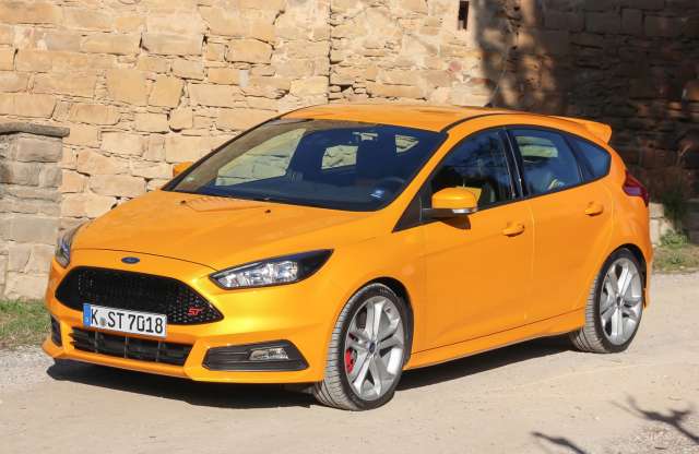 Két betű, ami jót jelent - Ford Focus ST menetpróba