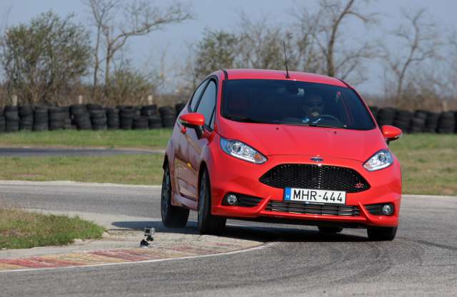 Erősebb, akár RS változat is érkezhet a Ford Fiestából