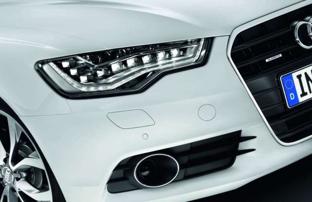 93 500 autót hív vissza a VW csoport