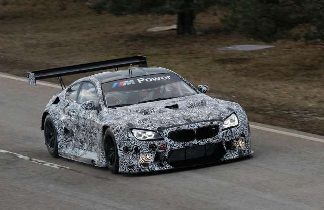 500 lóerővel és könnyű bódéval tarolna a BMW M6 GT3