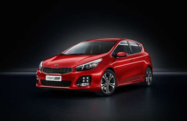 Új motor és GT Line kivitel a Kia cee’d-hez