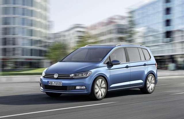 Hivatalos: itt az új Volkswagen Touran