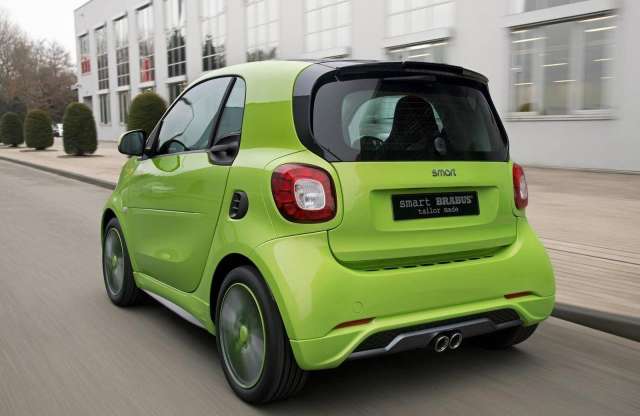 Kicsi és mérges zöldborsó - először képen a smart fortwo Brabus