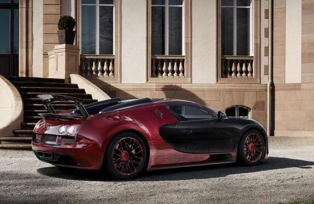 Dicső lezárás – ez a legutolsó Bugatti Veyron