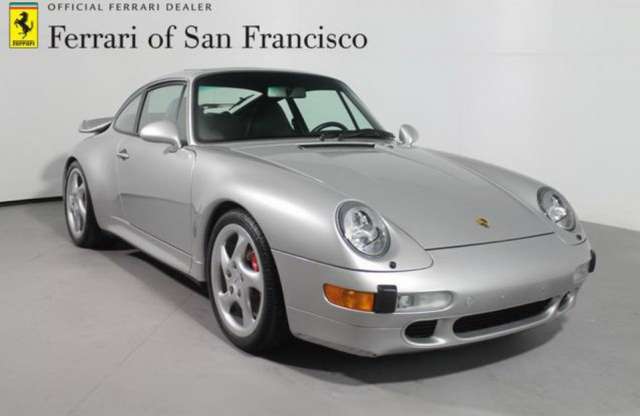 Vennél Porschét Ferrari kereskedésből? Nézd meg ezt!