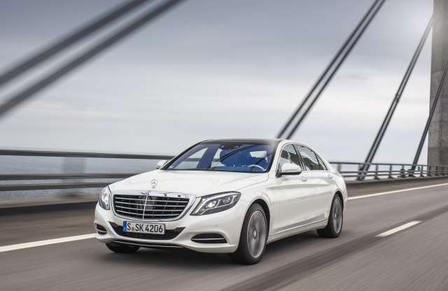 2017-ig számos plug-in hibridet dob piacra a Mercedes