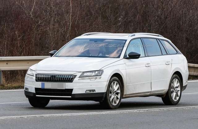 Azoknak, akik a nagynál is nagyobbra vágynak: Skoda Superb Combi