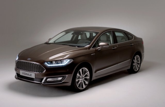 Ford Vignale Mondeo néven debütált a csúcs Mondeo