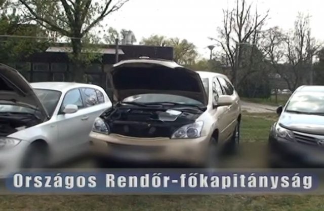 Közel egymilliárd forintnyi járművet foglalt le a rendőrség