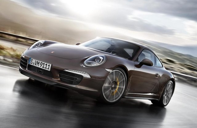 Akkor mégis jöhet a hibrid Porsche 911-es?