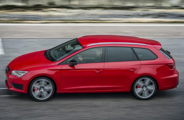 Az összes erős puttonyos felsorakozhat a Nordschleifénél