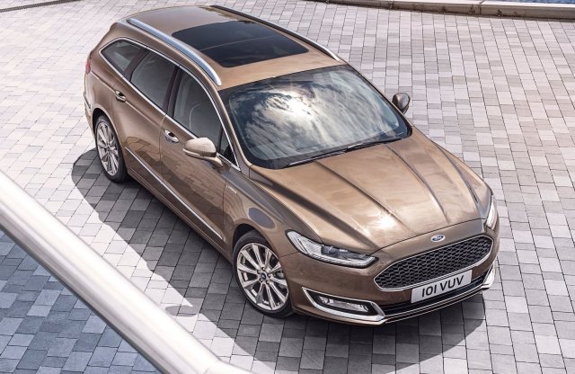 Döbbenet: olcsóbb a Ford Vignale, mint a Mondeo