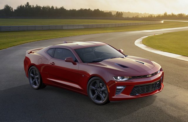 Bumblebee új köntöse: itt a 2016-os Chevrolet Camaro