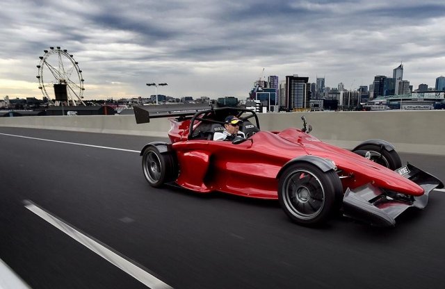 Újabb kihívója érkezik az Ariel Atomnak